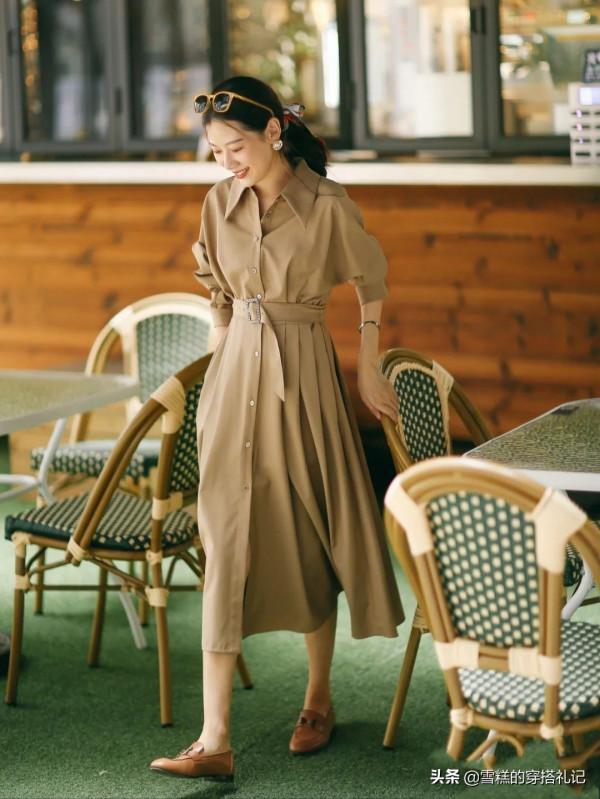“長裙+短靴”=早秋最美穿搭！遮肉顯高還時髦，日常通勤都適合