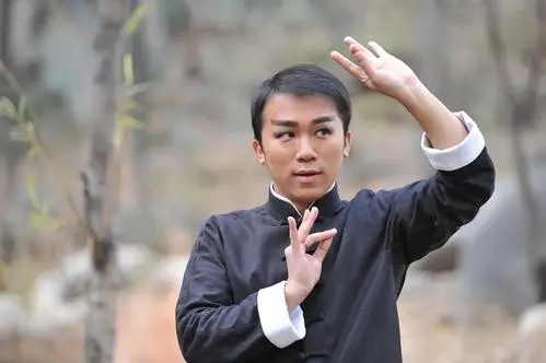 8天破2億,口碑大爆發,沈騰真正的對手來了 8天破2億,口碑大爆發,沈騰真正的對手來了