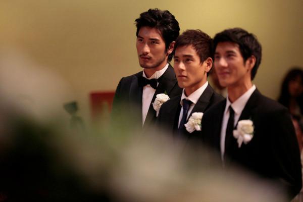 他的婚禮竟然請來王力宏潘瑋柏陳建州彭于晏當伴郎，你認識他嗎？