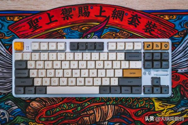 我終於有了自己的書房,一個屬於自己的桌面好物分享 我終於有了自己的書房,一個屬於自己的桌面好物分享