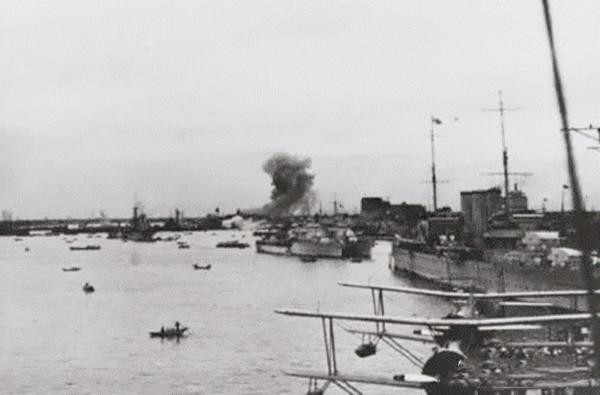 抗日戰爭中,日本軍艦被一個普通中國鉗工鑿沉,轟動上海灘 抗日戰爭中,日本軍艦被一個普通中國鉗工鑿沉,轟動上海灘