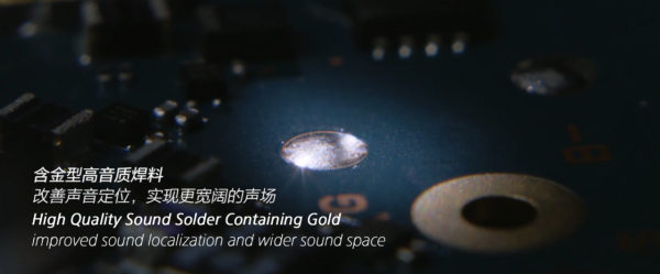 新款索尼金磚來了：機器變大了，音質也變強了？