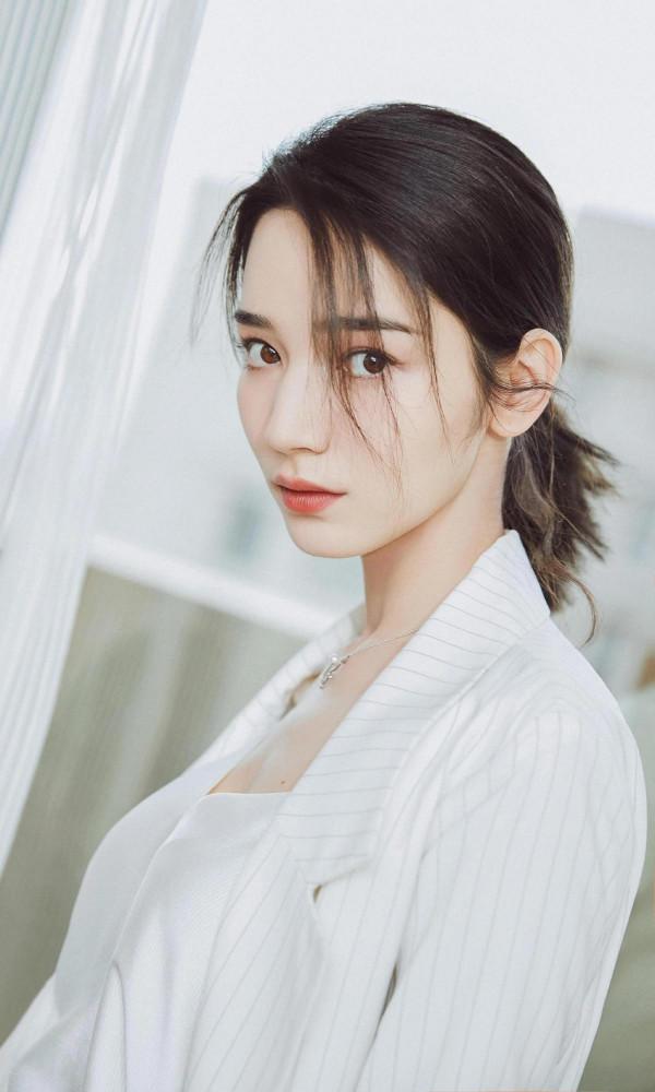 楊冪旗下女藝人美圖｜你更喜歡誰？