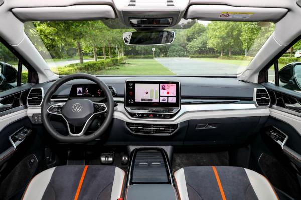 新車 | 行駛質感出色，細節有待提升，試駕大眾ID.6 CROZZ