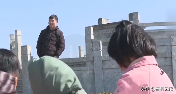 湖南丈夫博偉，陪妻子待產，因女護士一句“王先生”引發離婚悲劇