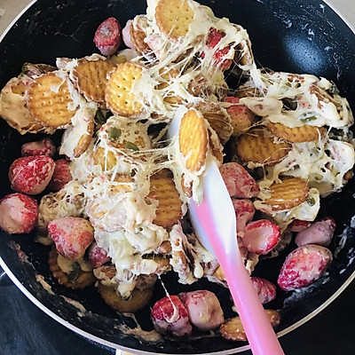 10分鐘出鍋的草莓雪花酥，鮮嫩又爽口