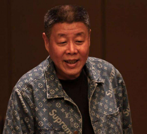 劉蓓：三婚再嫁張健，親兒子是她的開心果，大明星繼子卻讓她苦惱