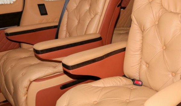 家用車的天花板,車馳V-Class圖拉真,搭載2.0T+7AT動力系統 家用車的天花板,車馳V-Class圖拉真,搭載2.0T+7AT動力系統