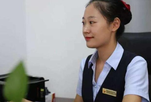 這一鐵飯碗開啟秋招，專業不限往屆生也可報名，學生需把握機會