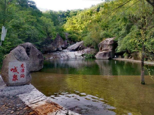 雙龍冷門景區，景美人少適合喜歡安靜的人，內部擁有超多瀑布小潭