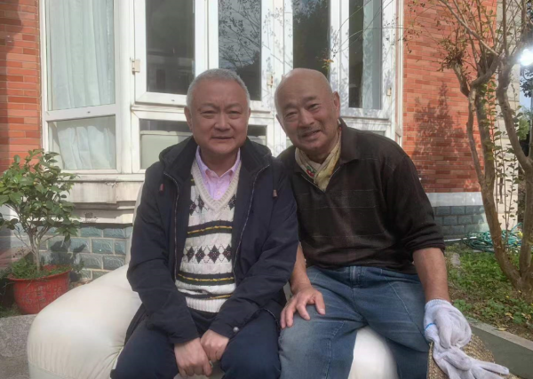 87版《紅樓夢》大合影!賈寶玉和薛蟠帥氣依舊,時隔30年恍若隔世 87版《紅樓夢》大合影!賈寶玉和薛蟠帥氣依舊,時隔30年恍若隔世