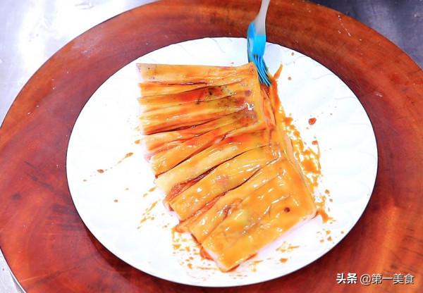 小酥肉升級版“蒸醬肉”做法,紅潤軟糯,醬香十足,好吃到舔盤子 小酥肉升級版“蒸醬肉”做法,紅潤軟糯,醬香十足,好吃到舔盤子