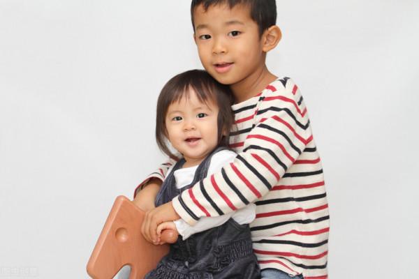 三胎五孩的了不起媽媽