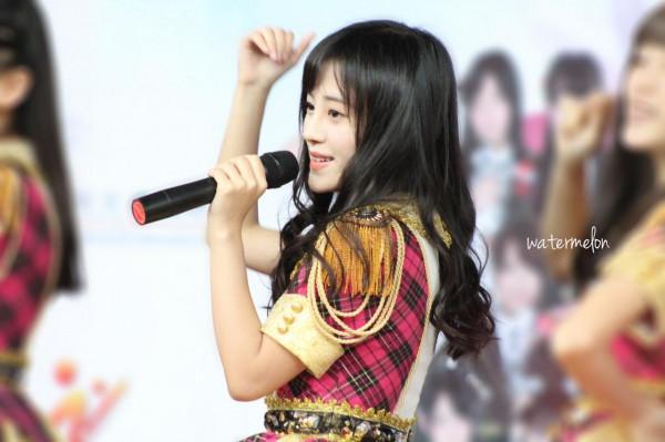 鞠婧禕握手會飯拍，現場照片