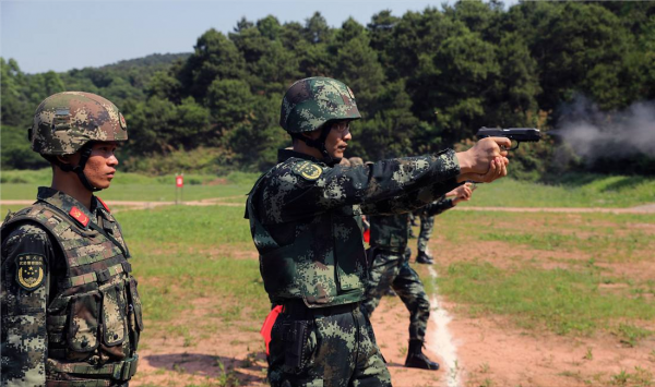 中國軍隊現役主力輕武器大合集
