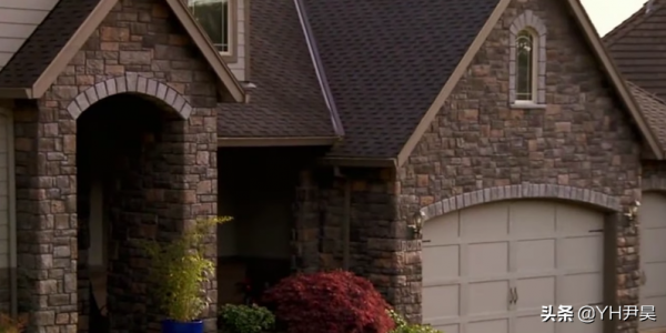 震驚美國的詐騙奇案，女騙子讓自己17歲女兒嫁給60歲老男人