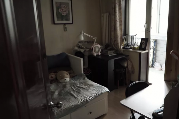 這房子暗得我看不下去了!改造之後變八口陽光之家 這房子暗得我看不下去了!改造之後變八口陽光之家