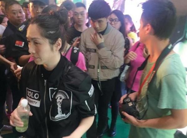 以“保姆”身份照顧古巨基22年,52歲高齡生娃,陳韻晴到底圖啥? 以“保姆”身份照顧古巨基22年,52歲高齡生娃,陳韻晴到底圖啥?