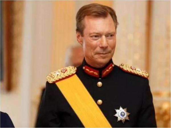 只有120個警察保護的國家，國內卻有11個省，百姓個個富得流油