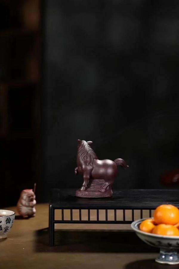 一馬當先，見過嗎？