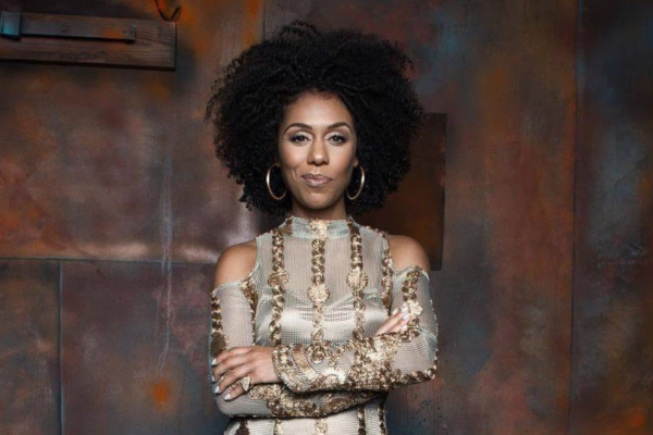 她從小被人領養,28歲得知自己竟是公主,傳奇經歷要被改編成電影 她從小被人領養,28歲得知自己竟是公主,傳奇經歷要被改編成電影