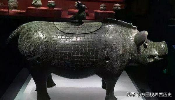 蓋房挖到西周豬尊，父親想賣，兒子卻要上交，聽兒子的就對了