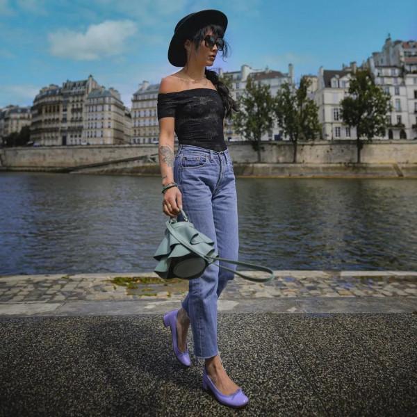 金晨跳舞又殺瘋了？單品穿出一個團的架勢！快來get氣場兩米八的同款