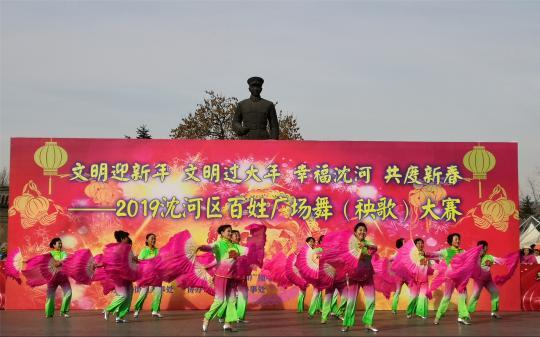 最成功文化輸出！說東北話 曬故宮照 跳廣場舞 網壇天才美少女愛中國