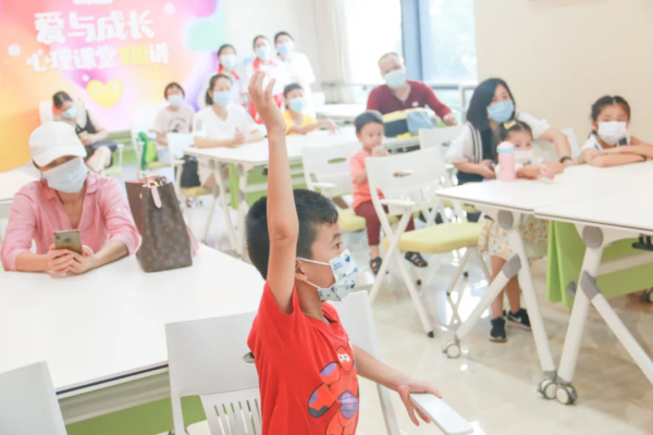 濃濃中秋意 深情感恩禮——親子DIY創意月餅活動