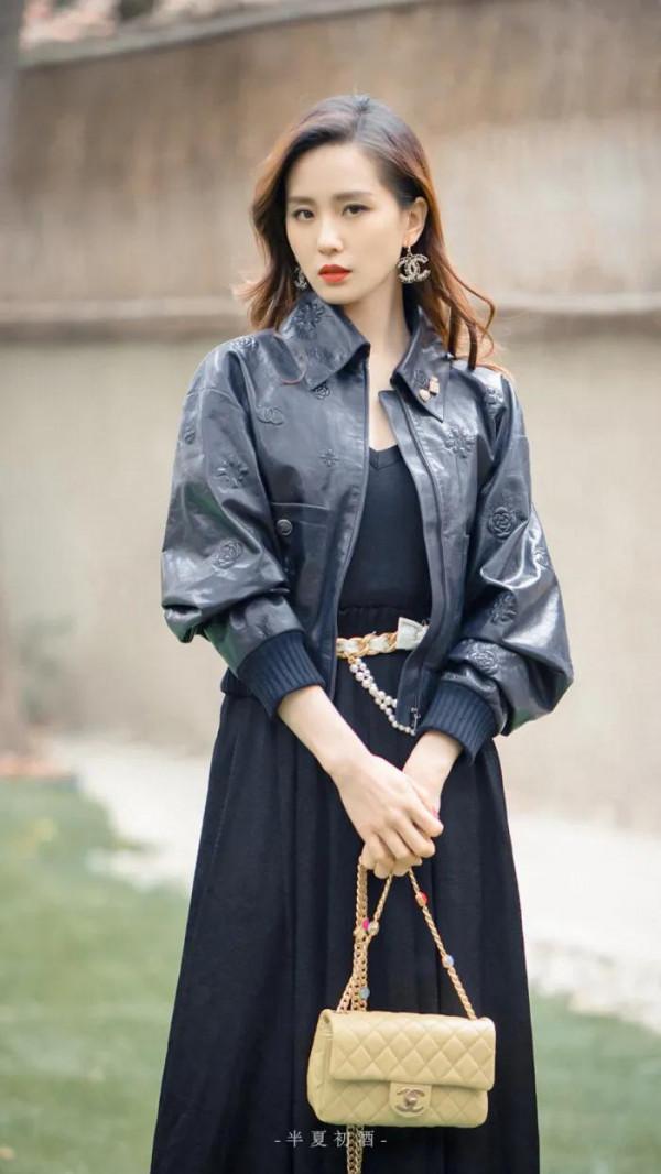 劉詩詩近照太驚豔,面板粉嫩如18歲 劉詩詩近照太驚豔,面板粉嫩如18歲