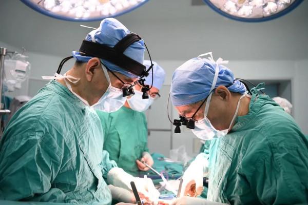 一臺&OpenCurlyDoubleQuote;斤斤計較&rdquo;的心臟大血管手術