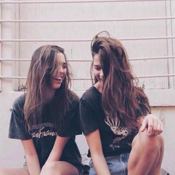 人在鏡子裡看到的自己會比真實的你好看30％，到底是不是真的？