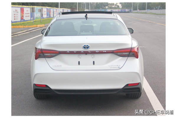 2022年值得期待的4款轎車，各個“狠角色”，現在該存錢了