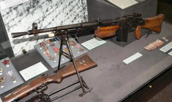 「世界輕武器」&mdash;波蘭第二共和國機槍發展史與設計原理解構