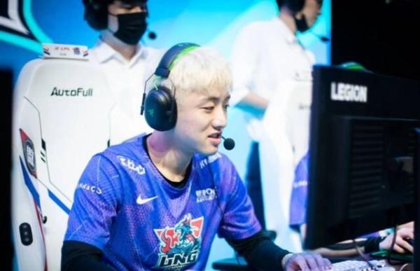 寶博體育：有人來，自然有人走，Kanavi宣佈離開