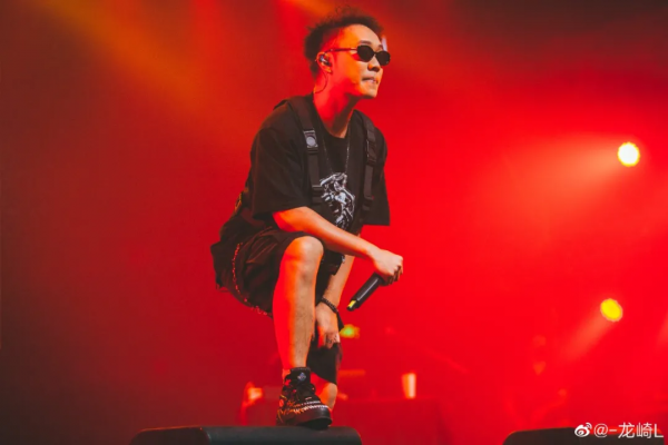 除了貝貝以外，還有哪些知名rapper從沒發過專輯？