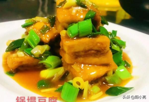 2022年夜飯16道硬菜來了，8涼8熱，雞鴨魚肉樣樣齊全，好吃又有面