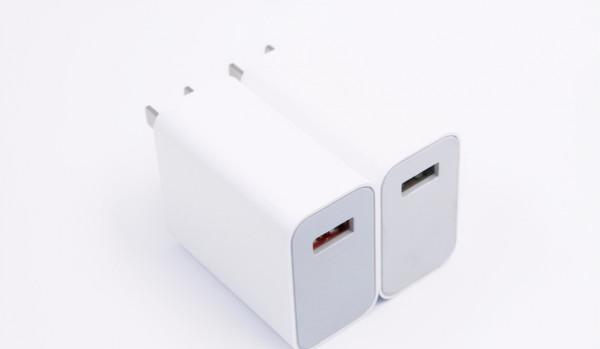 小米充電器VS小黃人方糖Pro，誰才是iPhone13系列的標配？