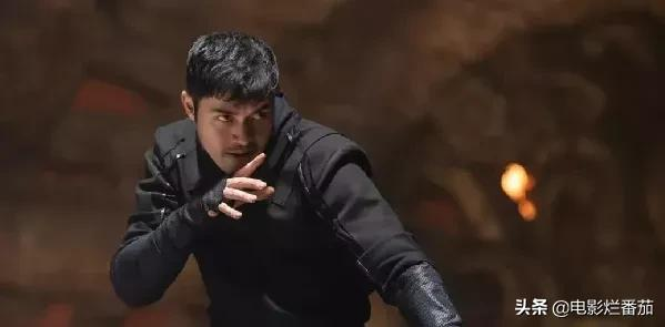 十一月片單,張涵予、範偉二人組帥炸,我看好巨石強森的新片 十一月片單,張涵予、範偉二人組帥炸,我看好巨石強森的新片