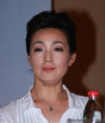 23年前，因張鐵林一句話，戴春榮接拍《還珠格格》，如今她後悔嗎