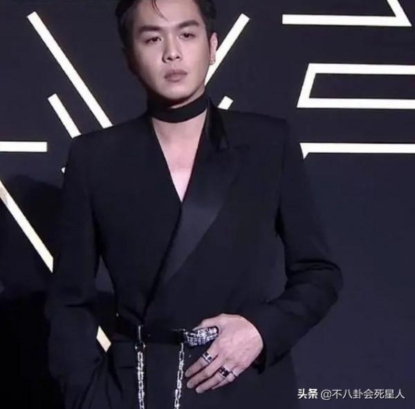 男星紅毯上的4種油膩風，鄧倫中招兩項，滿面油光成男神“殺手”