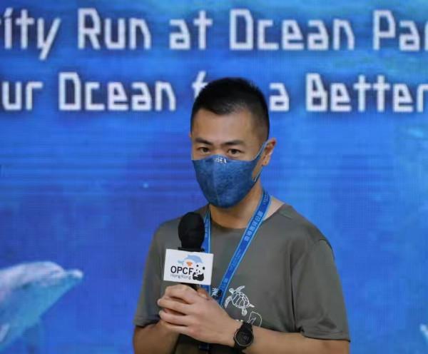 身家300億劉鑾雄長子,卻鍾情相貌平凡的女人,他到底想要什麼? 身家300億劉鑾雄長子,卻鍾情相貌平凡的女人,他到底想要什麼?