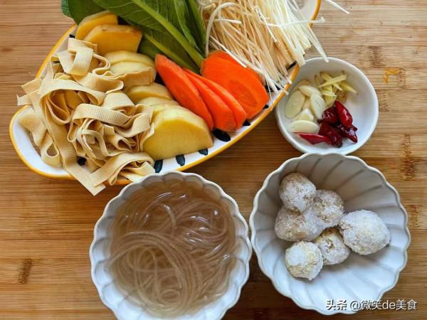 天冷了就吃它,口感豐富營養開胃,有肉有菜一鍋搞定,越吃越上癮 天冷了就吃它,口感豐富營養開胃,有肉有菜一鍋搞定,越吃越上癮