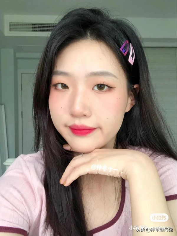 短靴 + 裙子 = 好看 + 高階 短靴 + 裙子 = 好看 + 高階