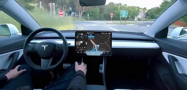 體驗高合汽車「5G+V2X」，淺談未來智慧交通