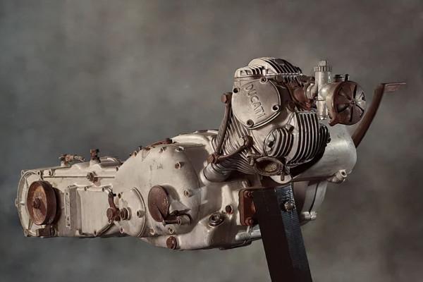 以效能和造型著稱的杜卡迪，曾經還有可愛的三輪車