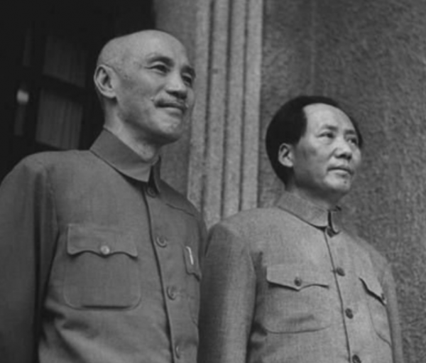 46年毛主席撤離延安時，在牆上給胡宗南留下24字，胡看後大笑不止