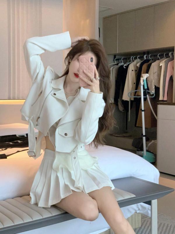 這才是小個子女人最美的裝扮，“輕熟風”高階時髦，照穿也很好看