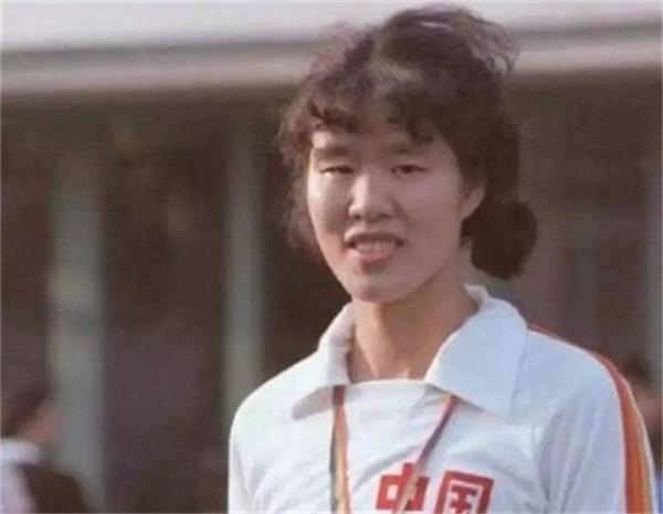 郎平前夫白帆：為女兒單身15年，年過六旬再婚生子，郎平送去祝福