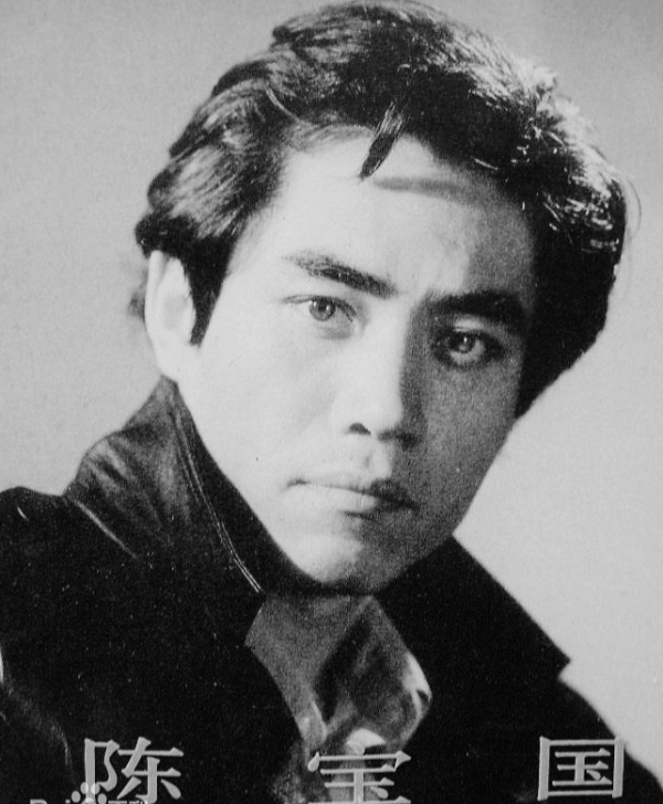 《大宅門》播出20年，男二63歲依然吃香，有人成“姨太太專業戶”